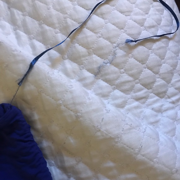 Indah - Picture 4 of 4